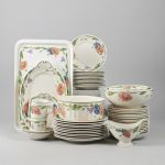 557637 Dinner set